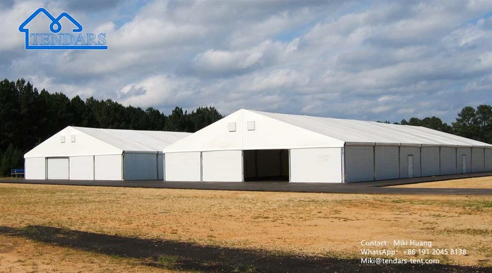Maison de tente de chargement